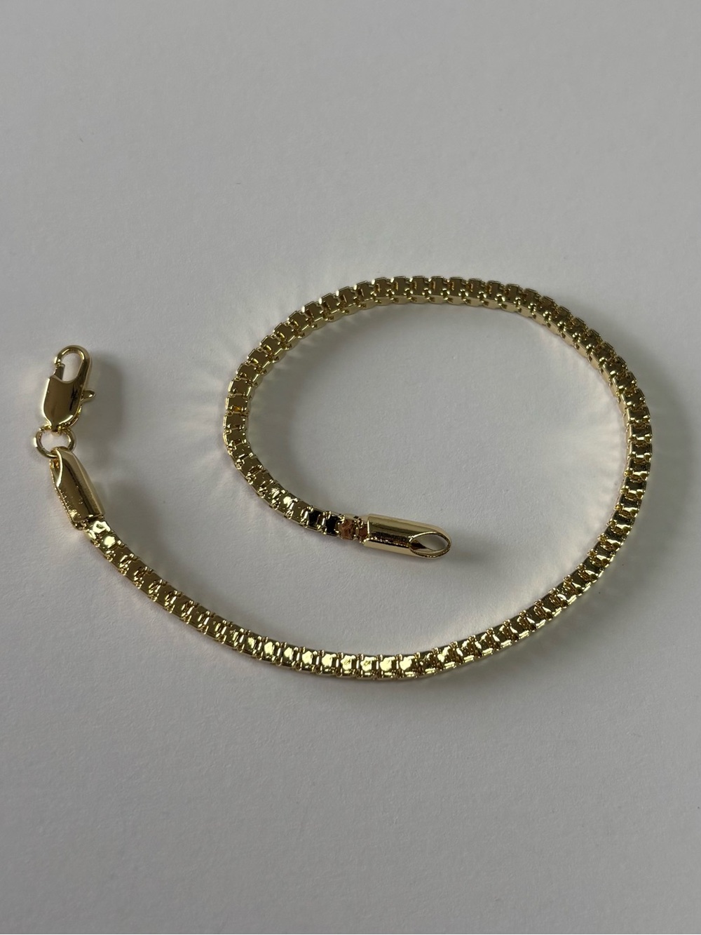 Gold oversized box link chain bracelet